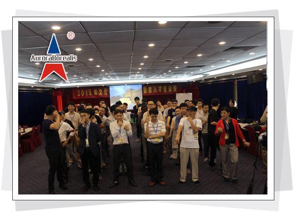 2015年深圳市文化创意人才培训班在我司成功举办。  北极光拓展训练，深圳拓展训练，深圳拓展培训，珍珠岛拓展基地  深圳市北极光国际拓展训练有限公司  热线电话：400-999-0308
